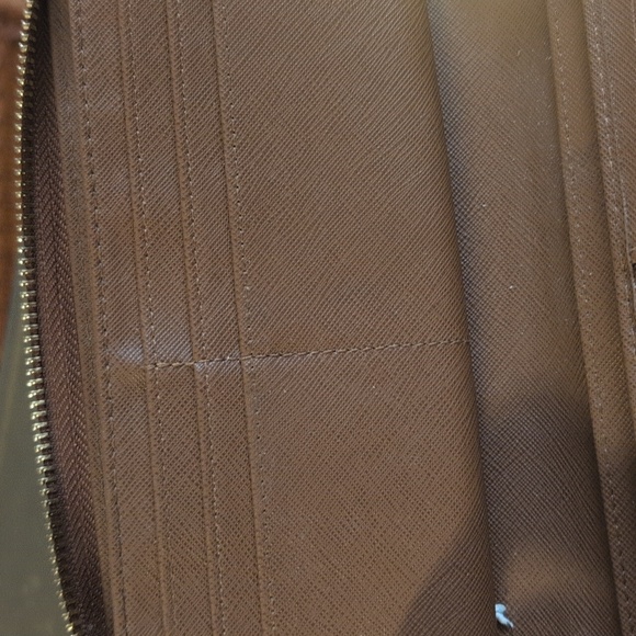 Michael Kors Jet Set Double Zip Wristlet - Picture 6 of 10